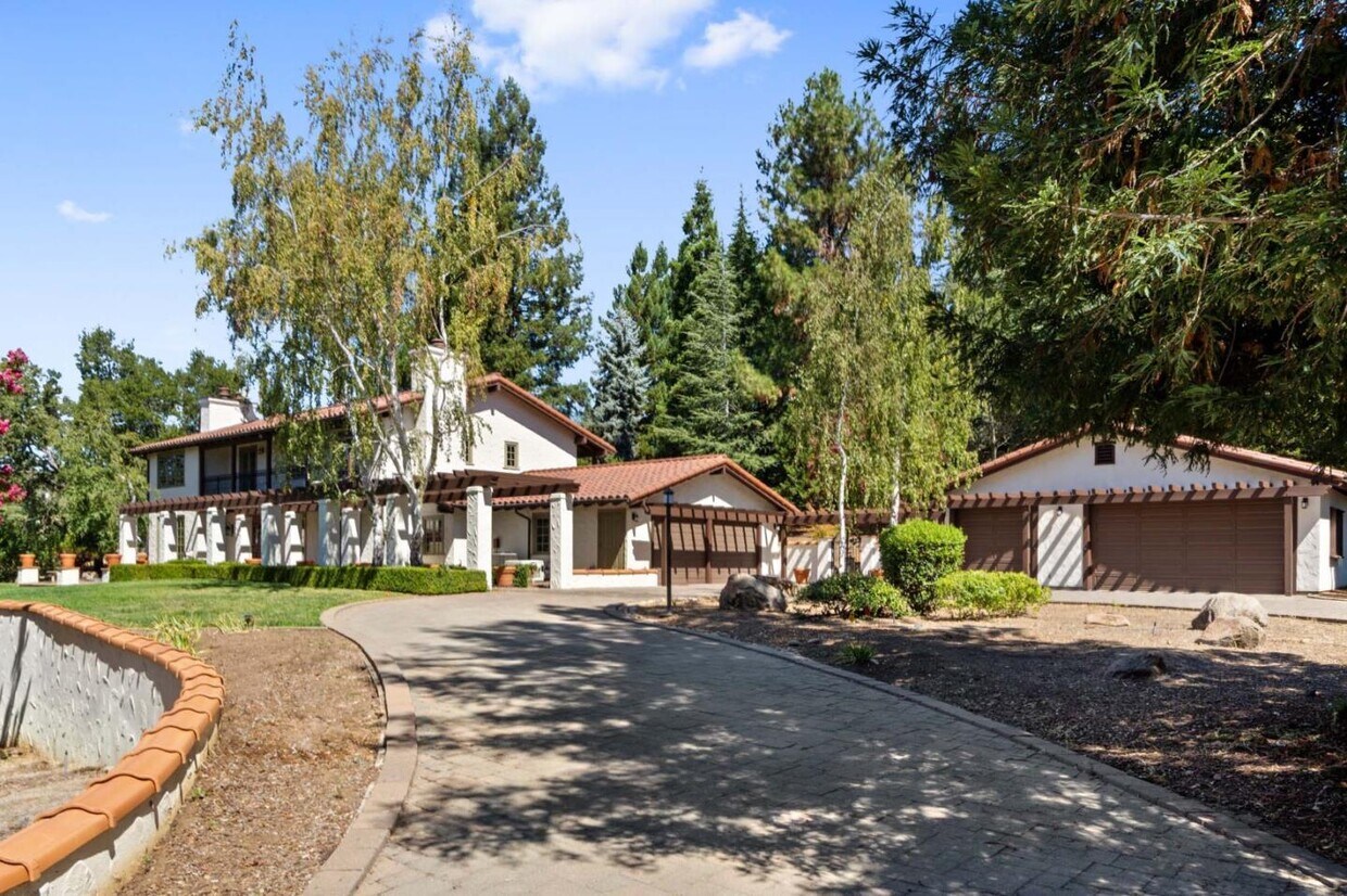 Foto principal - 190 Portola Rd