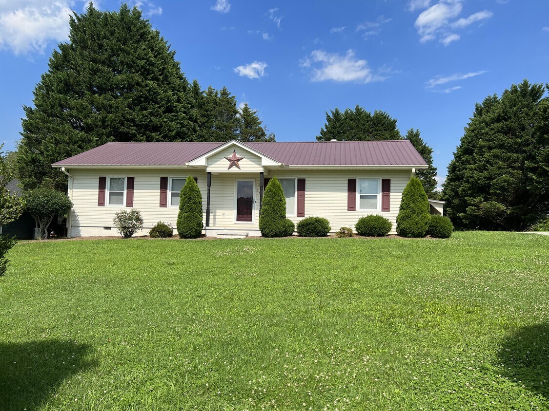 156 Bumgarner Ln, Millers Creek, NC 28651 House for Rent in Millers