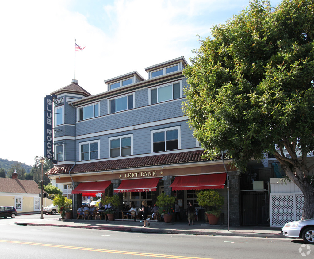 Foto del edificio - Blue Rock & Larkwood Apartments