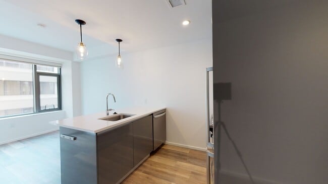 Interior Photo - 345 Harrison