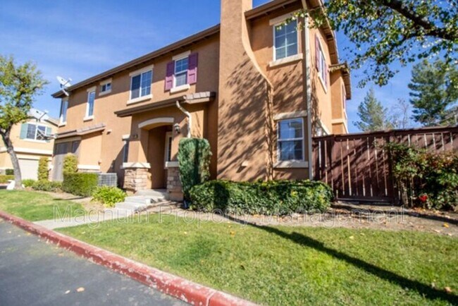 Foto del edificio - 26092 Mayfield Union Way