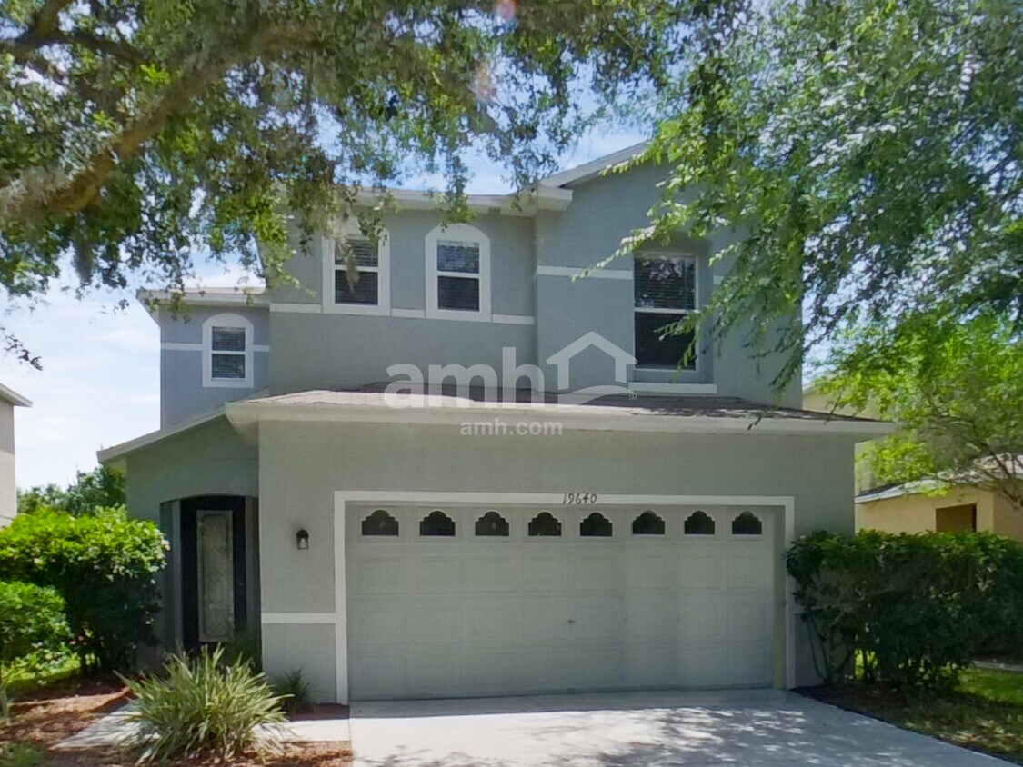 Foto principal - 19640 Timberbluff Dr