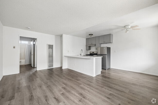 Interior Photo - Crestwood Apartments