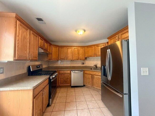 Photo - 143 W 1st Street Unit 2 Apartment