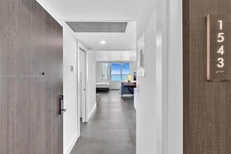 Building Photo - 2301 Collins Ave