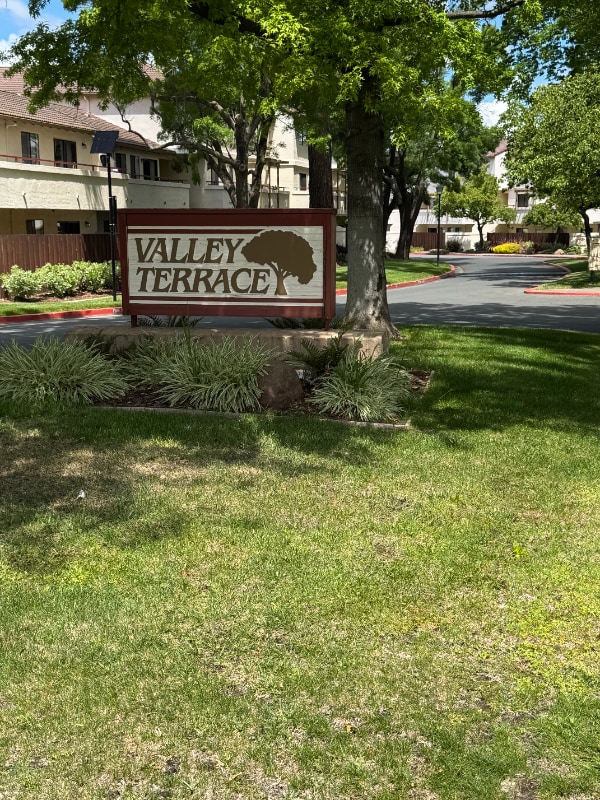 Primary Photo - 5085 Valley Crest Dr