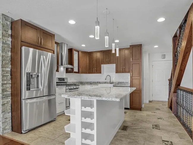 Building Photo - 1308 Vesta Cir