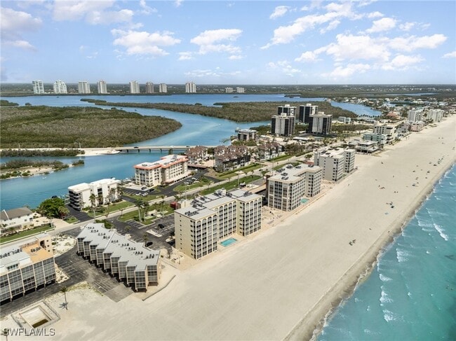Foto del edificio - 25870 Hickory Blvd