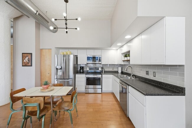 Foto del edificio - 110 N 3rd St