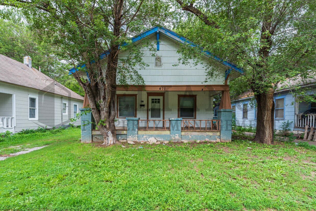 Primary Photo - 411 N Madison Ave