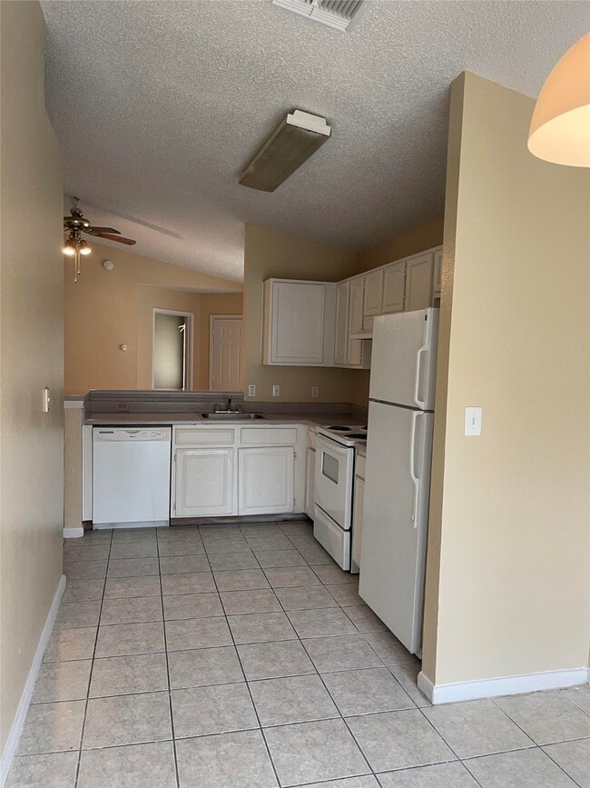 Building Photo - 4647 Croker Ridge Rd