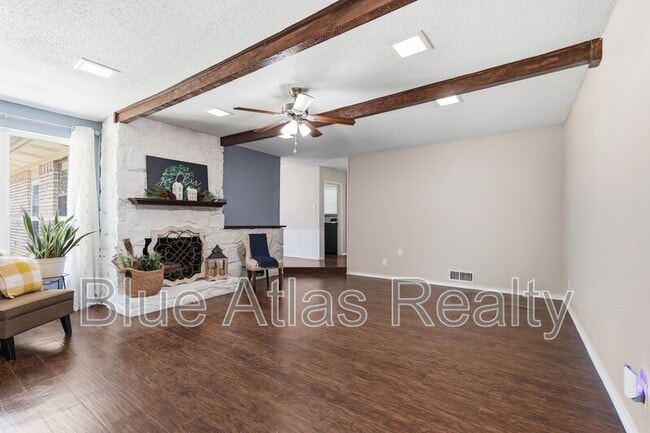 Foto del edificio - 5019 Blanchard Dr