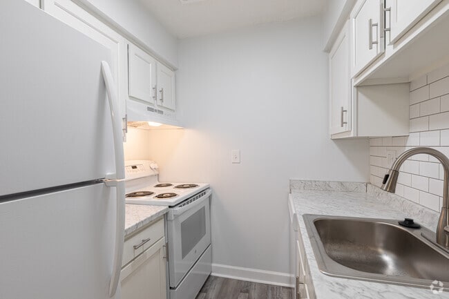 1BR, 1BA - 680SF - Valley Brook Apartments