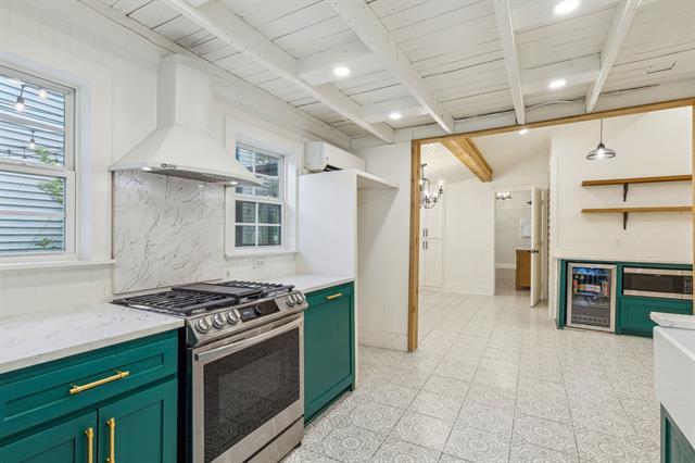 Foto del edificio - 209 W Main St