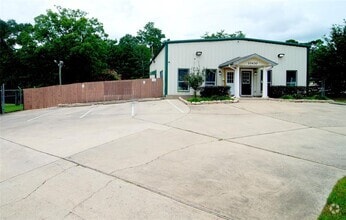 Building Photo - 10430 FM 1097