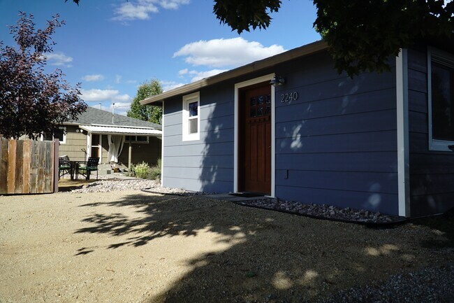 Building Photo - 2240 S Catlin St