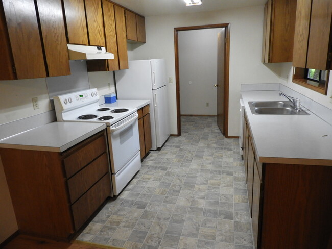 Building Photo - 10706 Zephyr Lane SW