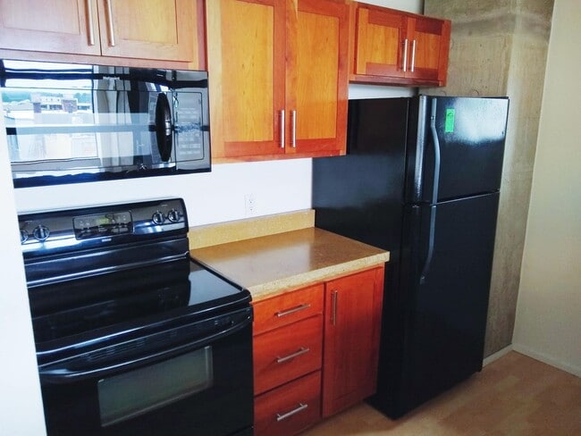 Interior Photo - The Mercury