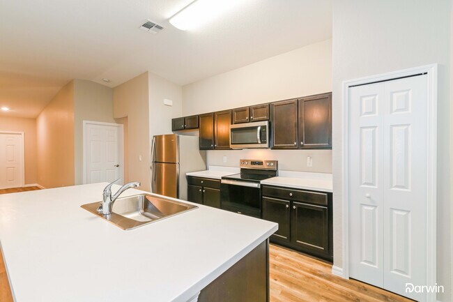 Building Photo - 719 SW 13th Terrace, Cape Coral, FL 33991