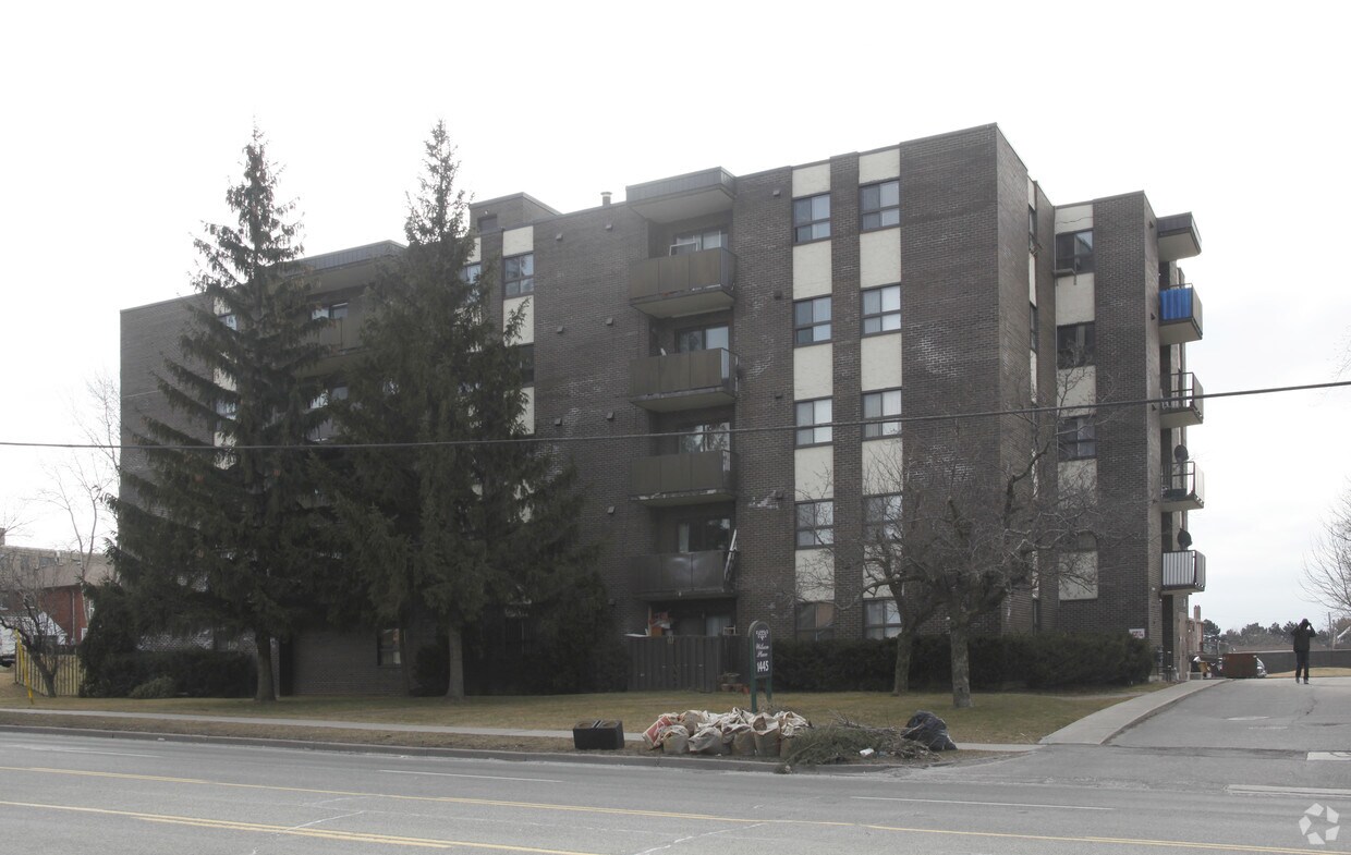Wilson Place Apartments 1445 Wilson Ave Toronto, ON