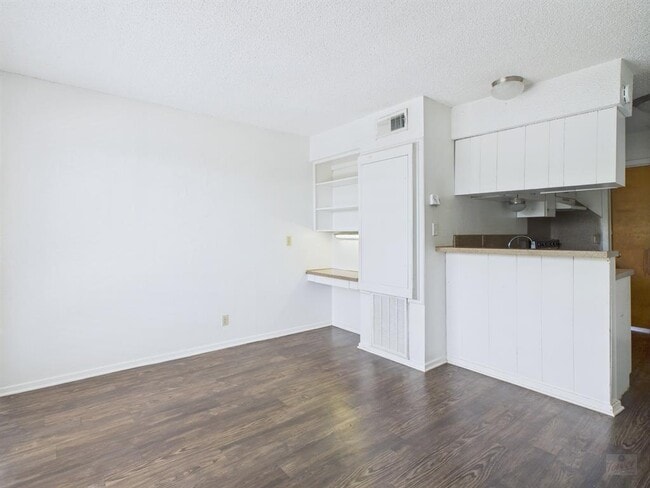 Building Photo - 2808 Whitis Ave