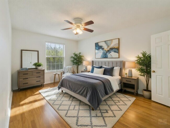 Foto del edificio - 2401 Leon St