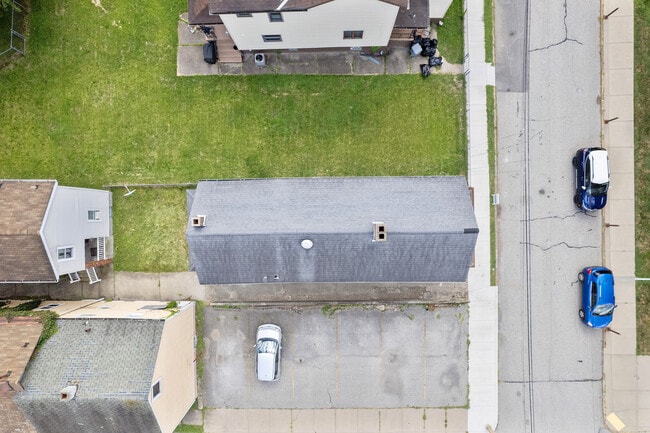 Building Photo - 503 3rd Ave