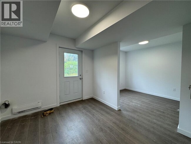 Building Photo - 107 HighRiver Trl