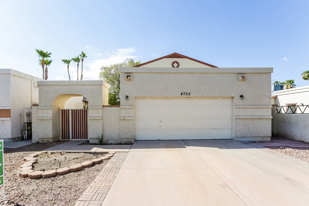 Primary Photo - 4755 W Wahalla Ln