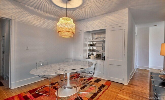 Foto del edificio - 61 Crows Nest Rd