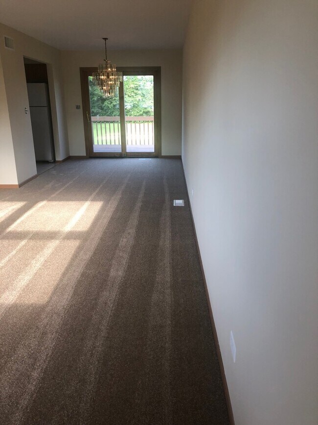 Building Photo - Cedar Apartments LLC
