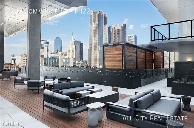 Foto del edificio - 2200 Commerce St