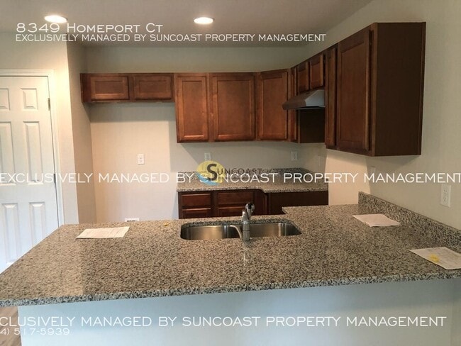 Foto del edificio - 8349 Homeport Ct