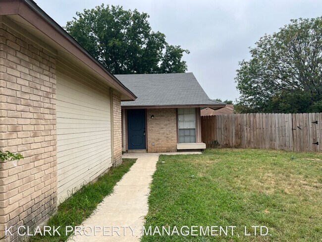 Building Photo - 3 br, 2 bath House - 8908 MEADOW TRACE