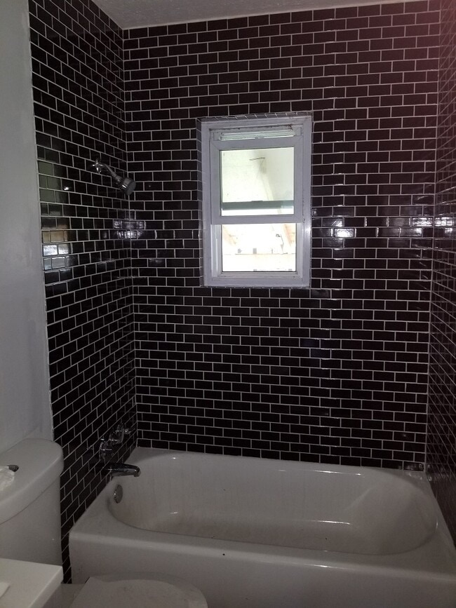 Photo - 3438 Midlawn St House