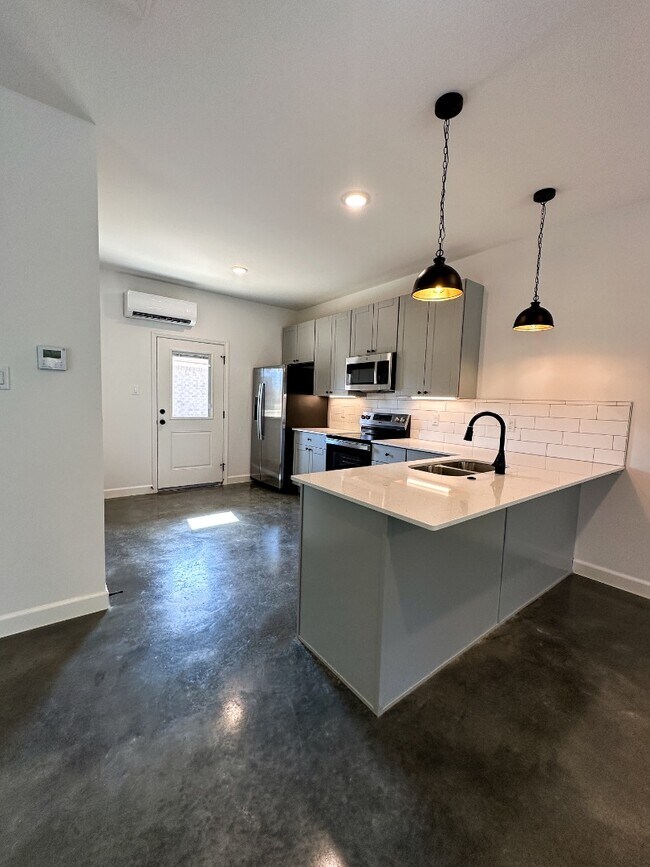 Foto del edificio - 1608 Crosswood Ct