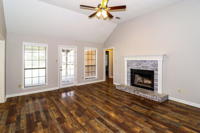 Building Photo - 3780 Westridge Cove