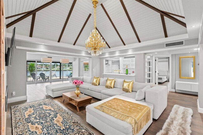 Foto del edificio - 6106 Royal Poinciana Ln