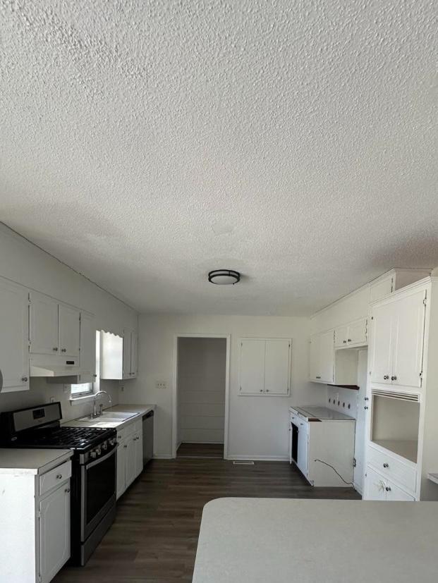 Building Photo - 737 Dauphine Dr