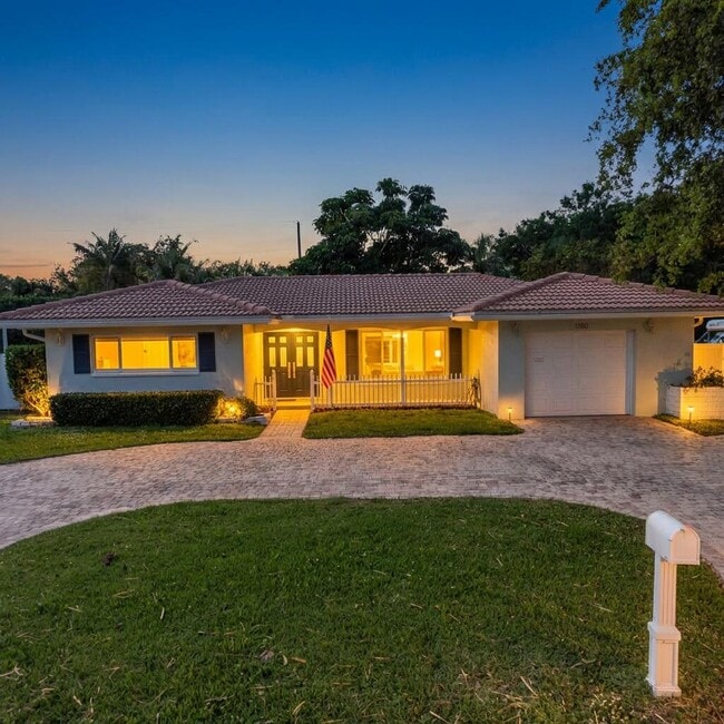 Photo - 1180 SW 17th St House