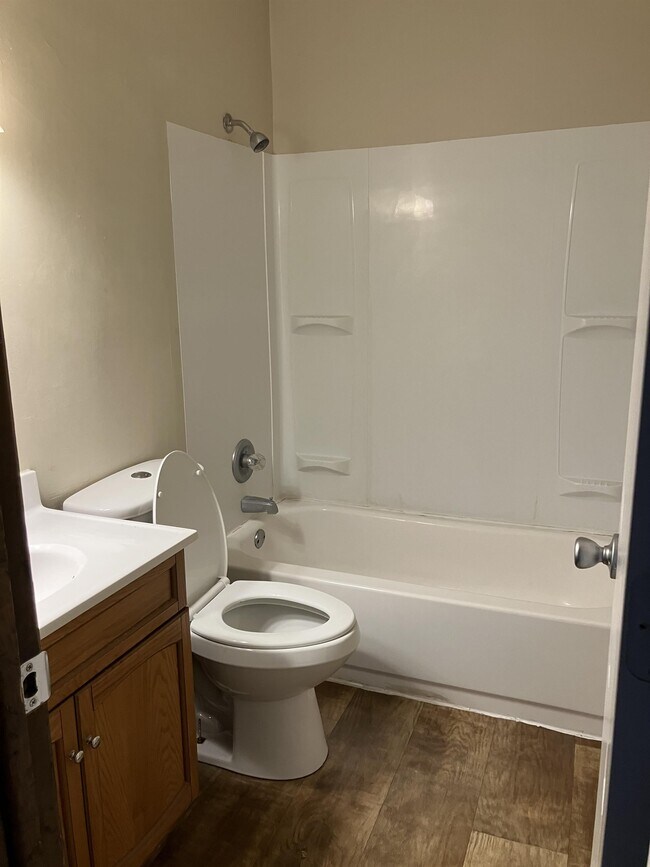 2122 W Possum Rd, Springfield, OH 45506 House Rental in Springfield