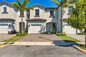 Building Photo - 20433 NW 4th Ave