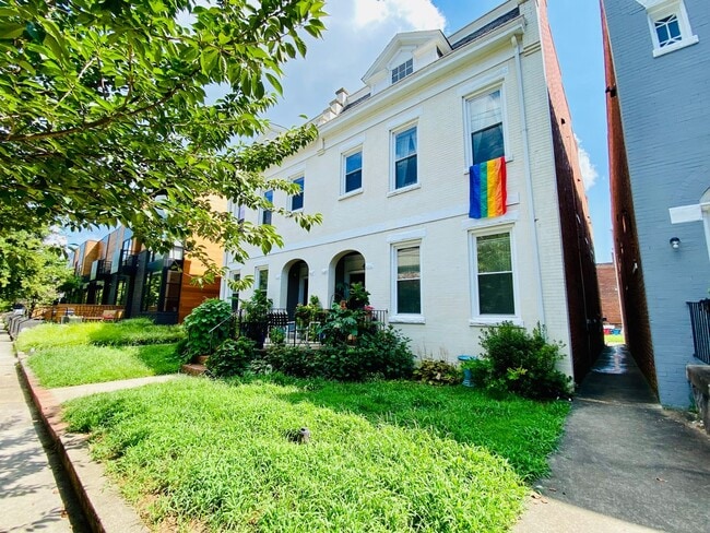 Building Photo - 2625 Floyd Ave