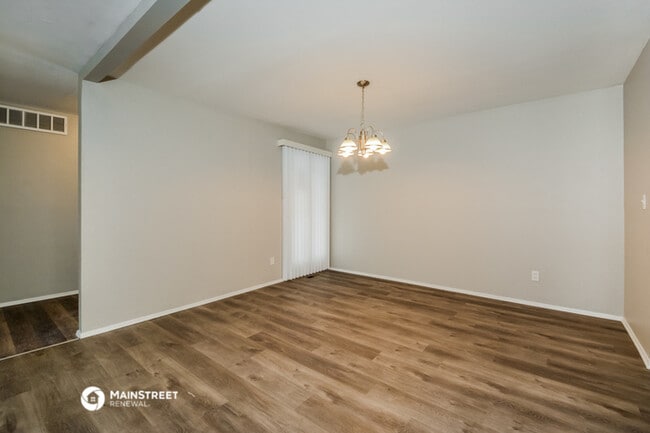 Building Photo - 3070 Newgate Dr
