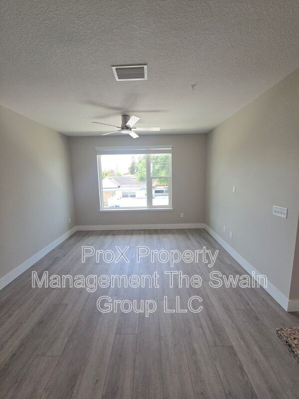 Foto del edificio - 701 Bates Ave SW