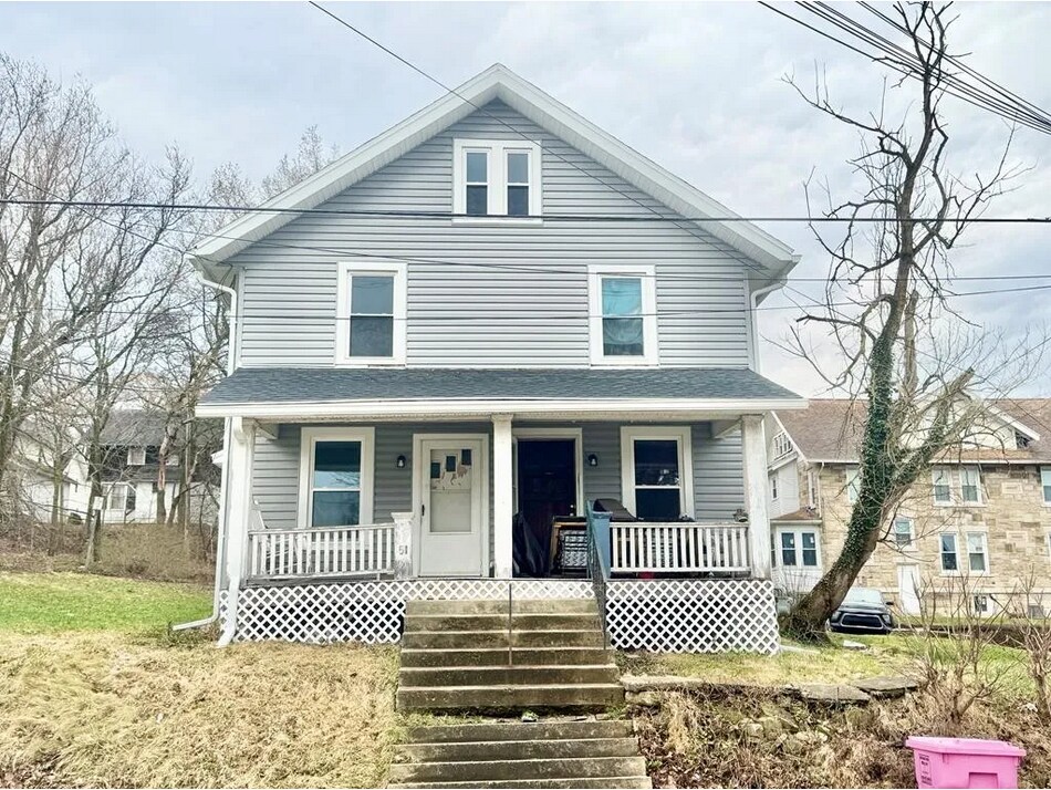 Primary Photo - Glessner - Duplex
