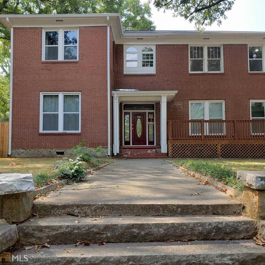 Primary Photo - 7047 Swift St