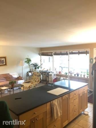 Building Photo - 7523 Spring Lake Dr