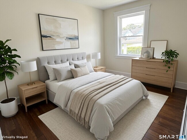 Foto del edificio - 340 Brightwood Ave