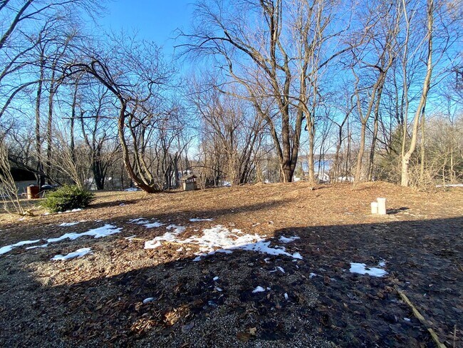 Foto del edificio - Two Bedroom Single-Family Home in Lake Odessa